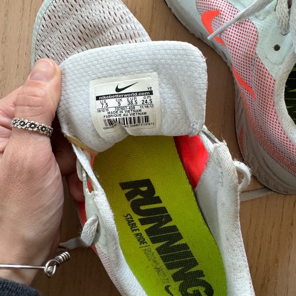 Nike sneaker - Picture 6 of 6